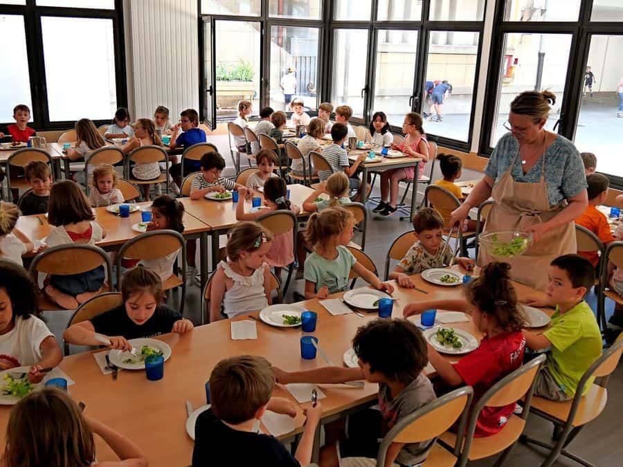 cantine-ecole-saint-michel-900_675