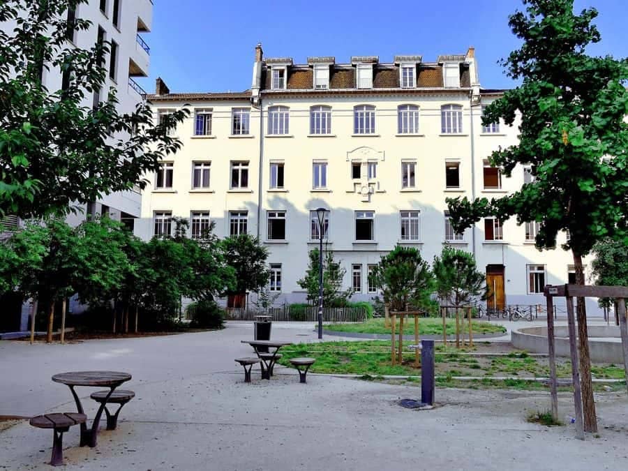 ecole-saint-michel-jean-mace-900_675